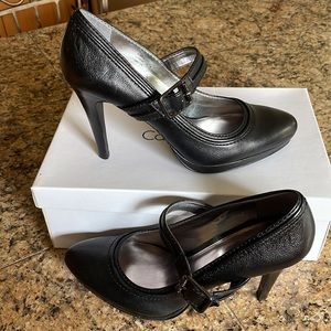 Womens Black Leather Calvin Klein 4” Heels